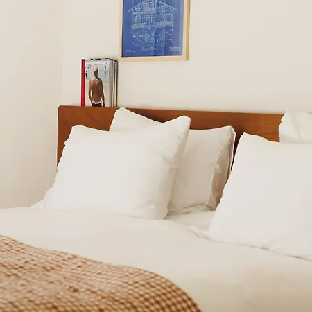 Alfred Les Halles 3* Біарріц