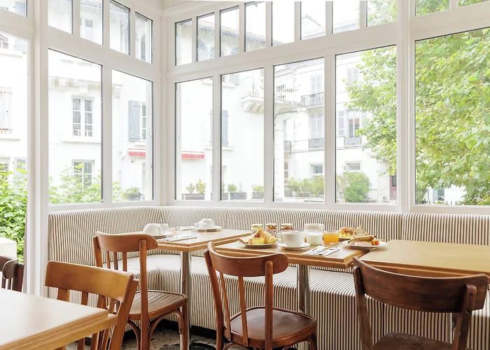 Alfred Les Halles Hotell Biarritz