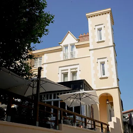 Ξενοδοχείο Alfred Les Halles Μπιαρίτζ