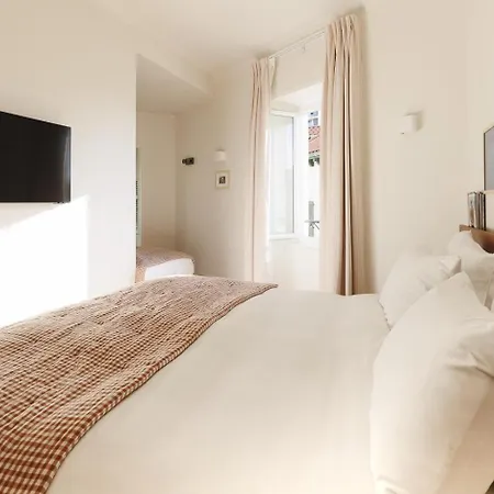 Hotel Anjou