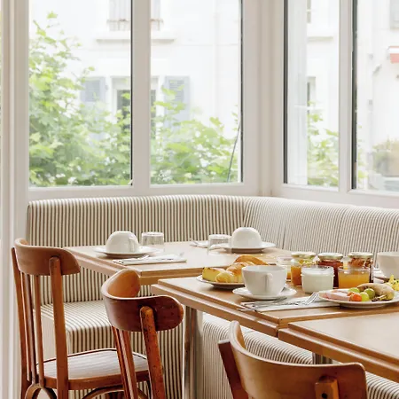 Alfred Les Halles 3* 比亚里茨