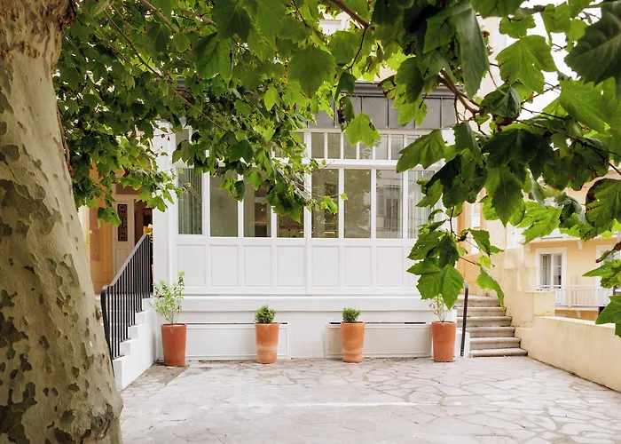 Alfred Les Halles 3*